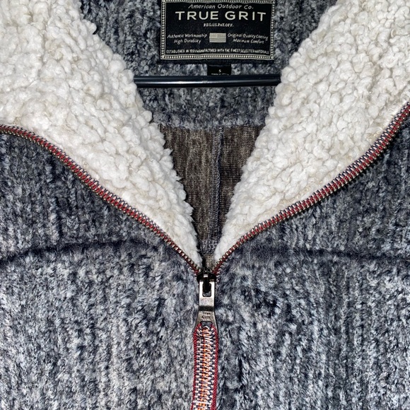 True Grit pullover - Picture 3 of 3
